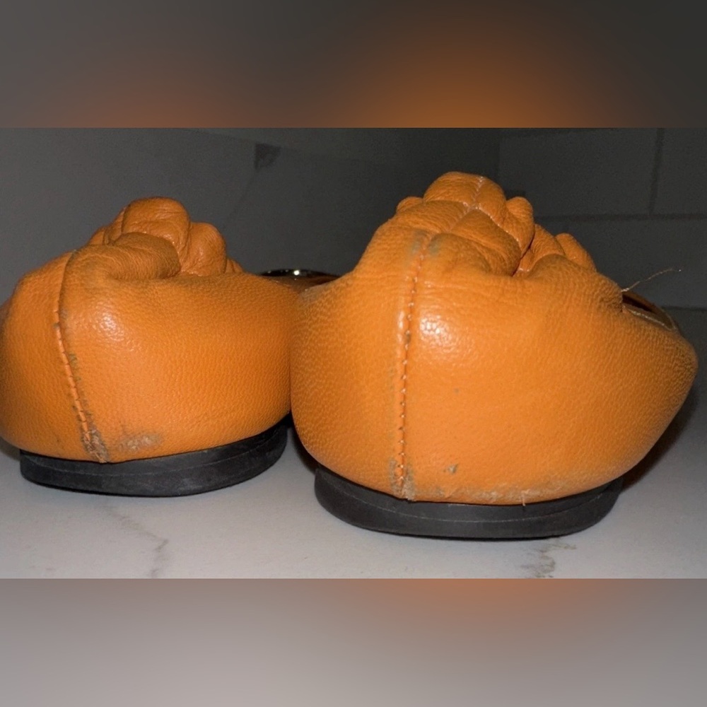 Tory Burch Womens Size 5  Reva Leather Ballet Flats Orange Gold T Logo Buckle - Picture 12 of 16
